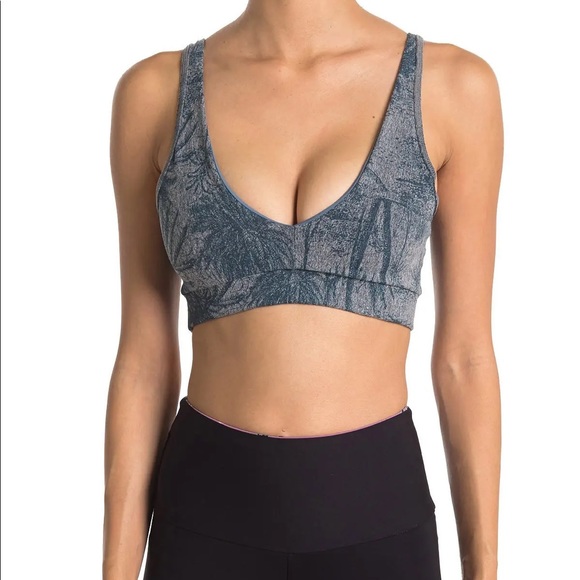 Maaji 4-Way Sports Bra - Picture 3 of 13